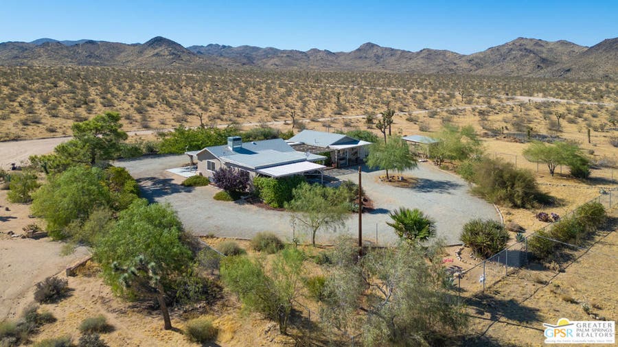 Property photo for 475 Kickapoo Trail, Yucca Valley, CA