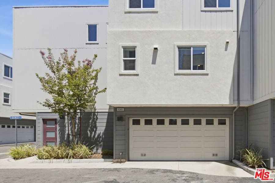 Property photo for 5262 N Rainier Way, Valley Village, CA