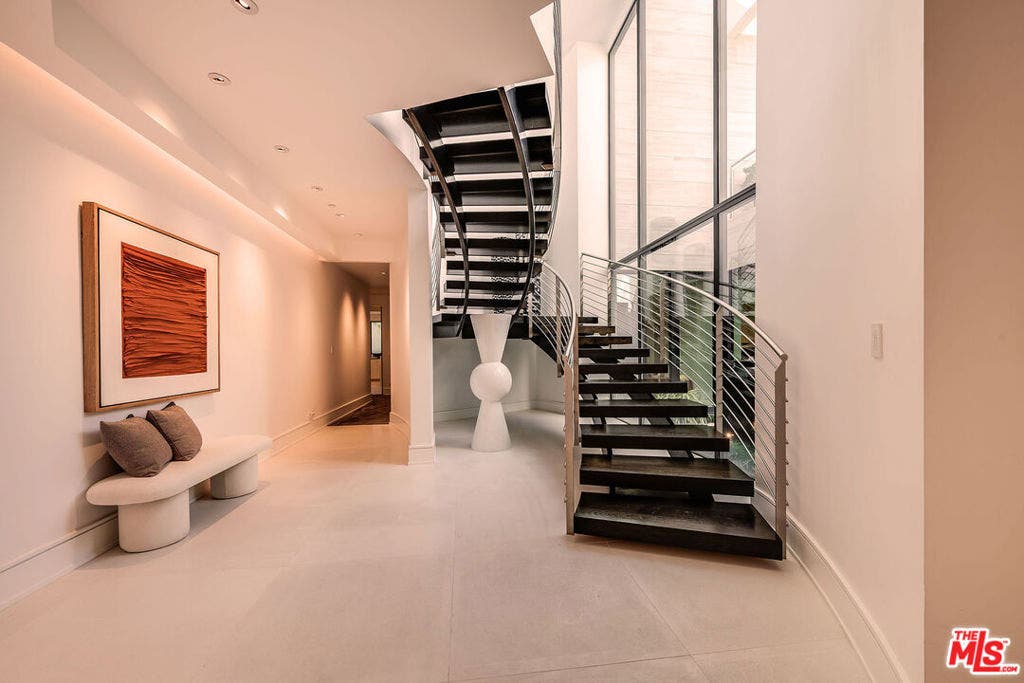 565 Evelyn Place, Beverly Hills, CA 90210