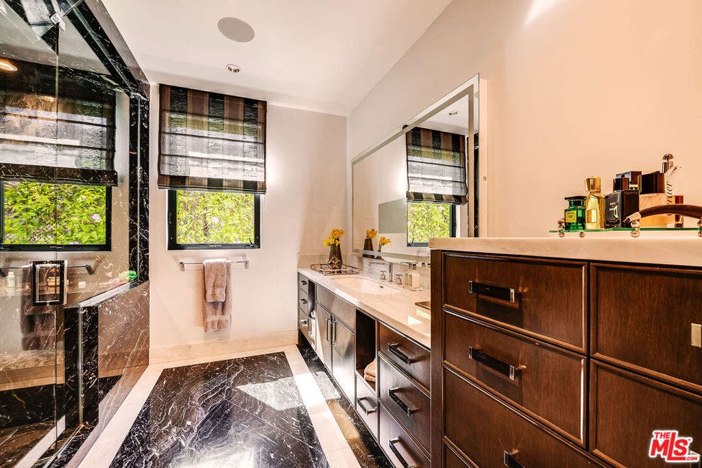 565 Evelyn Place, Beverly Hills, CA 90210