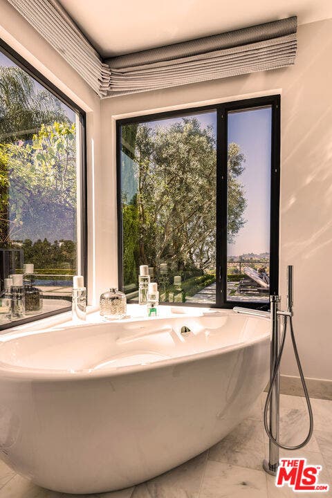 565 Evelyn Place, Beverly Hills, CA 90210