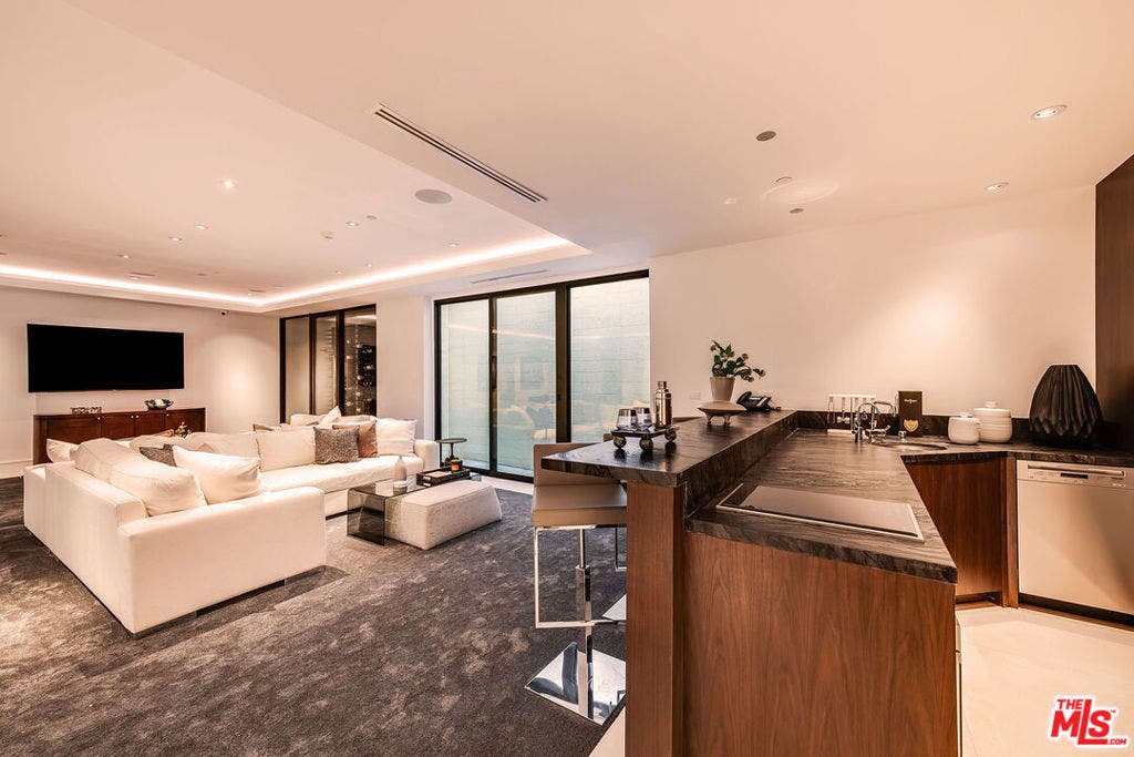 565 Evelyn Place, Beverly Hills, CA 90210