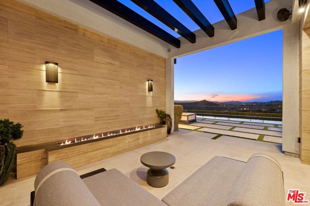 565 Evelyn Place, Beverly Hills, CA 90210