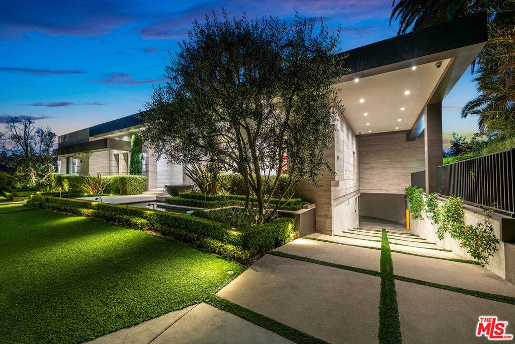 565 Evelyn Place, Beverly Hills, CA 90210