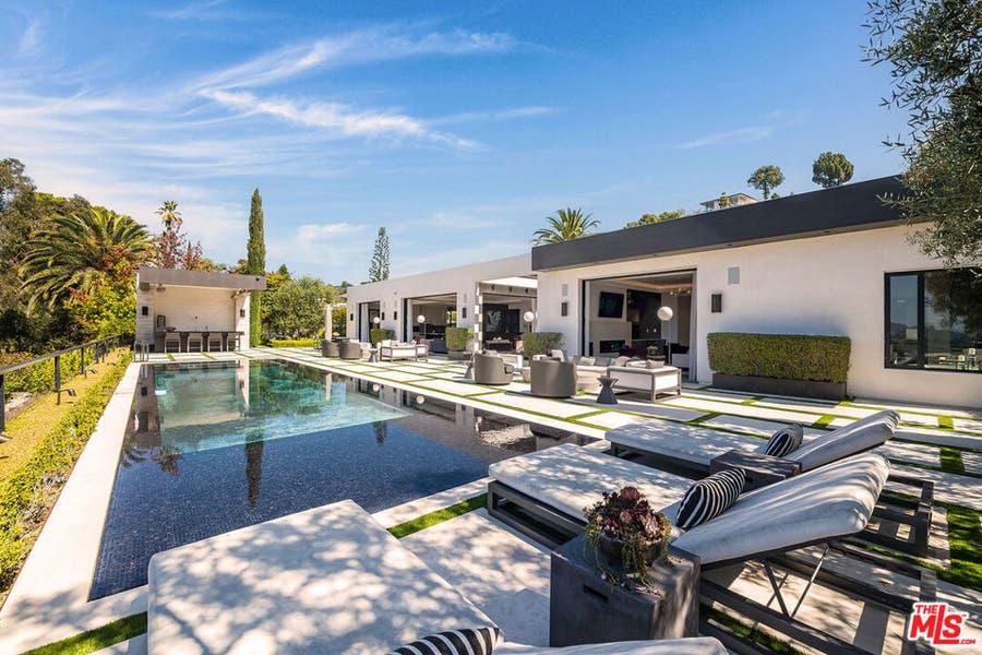 Property photo for 565 Evelyn Place, Beverly Hills, CA