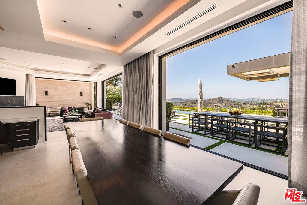 565 Evelyn Place, Beverly Hills, CA 90210