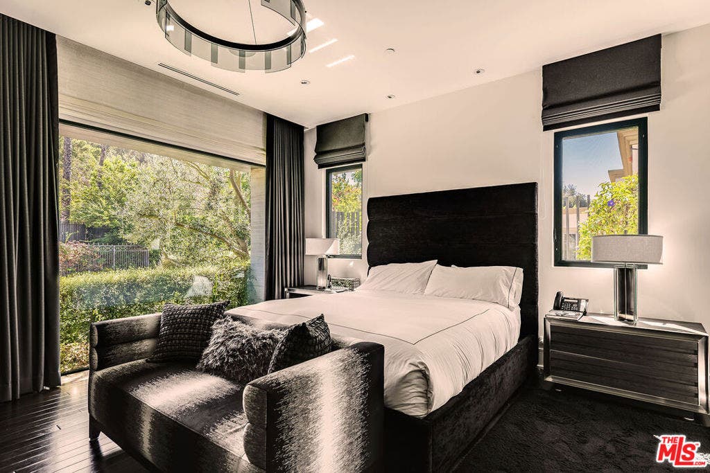 565 Evelyn Place, Beverly Hills, CA 90210