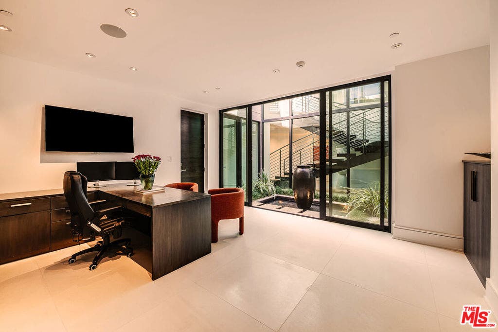 565 Evelyn Place, Beverly Hills, CA 90210