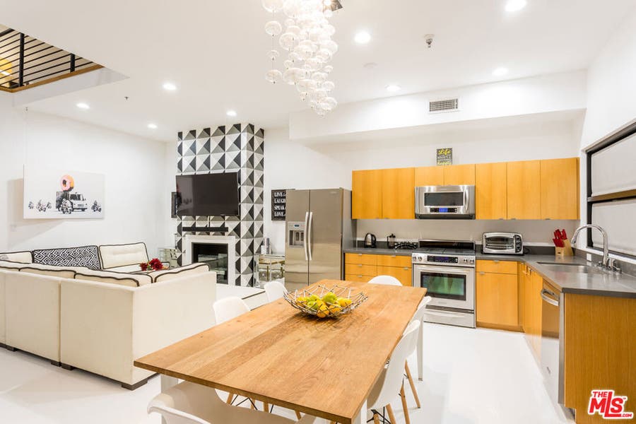 Property photo for 815 Hampton Drive, #7, Venice, CA
