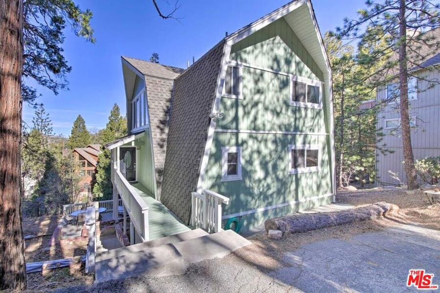 Property photo for 888 Grass Valley Road, Lake Arrowhead, CA