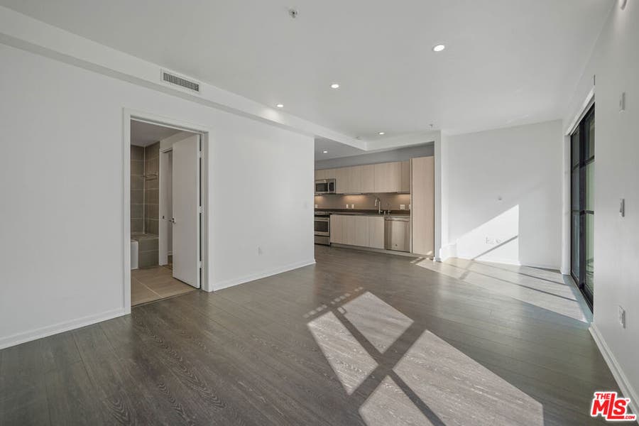 Property photo for 5800 Harold Way, #210, Los Angeles, CA