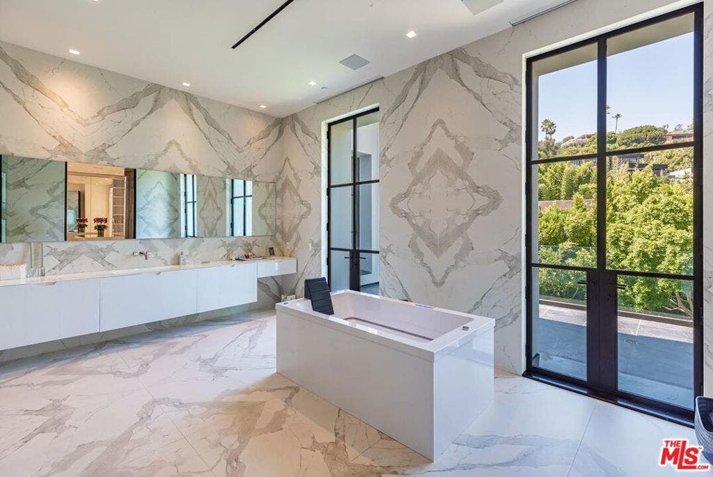 10701 Bellagio Road, Los Angeles, CA 90077