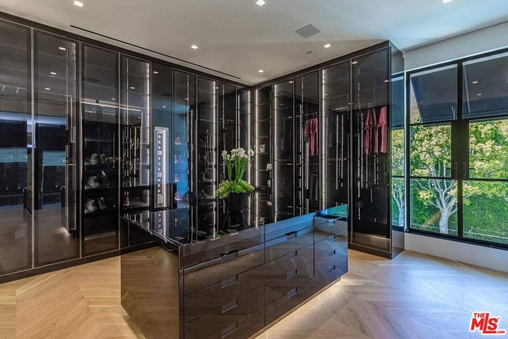 10701 Bellagio Road, Los Angeles, CA 90077
