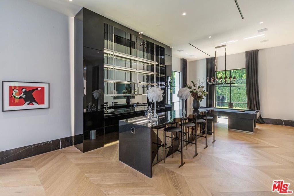 10701 Bellagio Road, Los Angeles, CA 90077