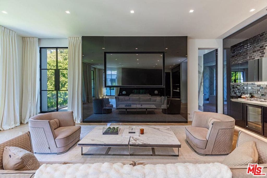 10701 Bellagio Road, Los Angeles, CA 90077
