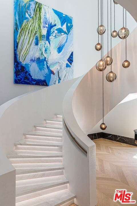 10701 Bellagio Road, Los Angeles, CA 90077