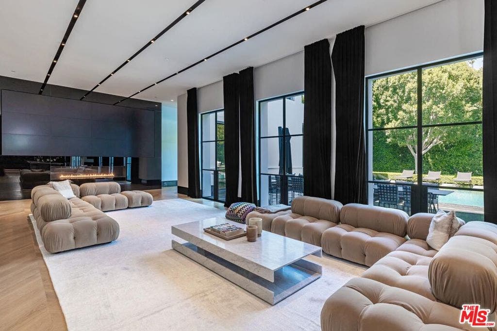 10701 Bellagio Road, Los Angeles, CA 90077
