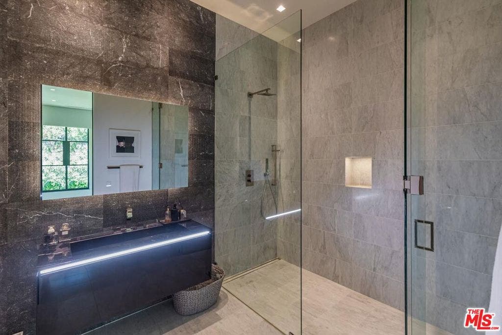 10701 Bellagio Road, Los Angeles, CA 90077