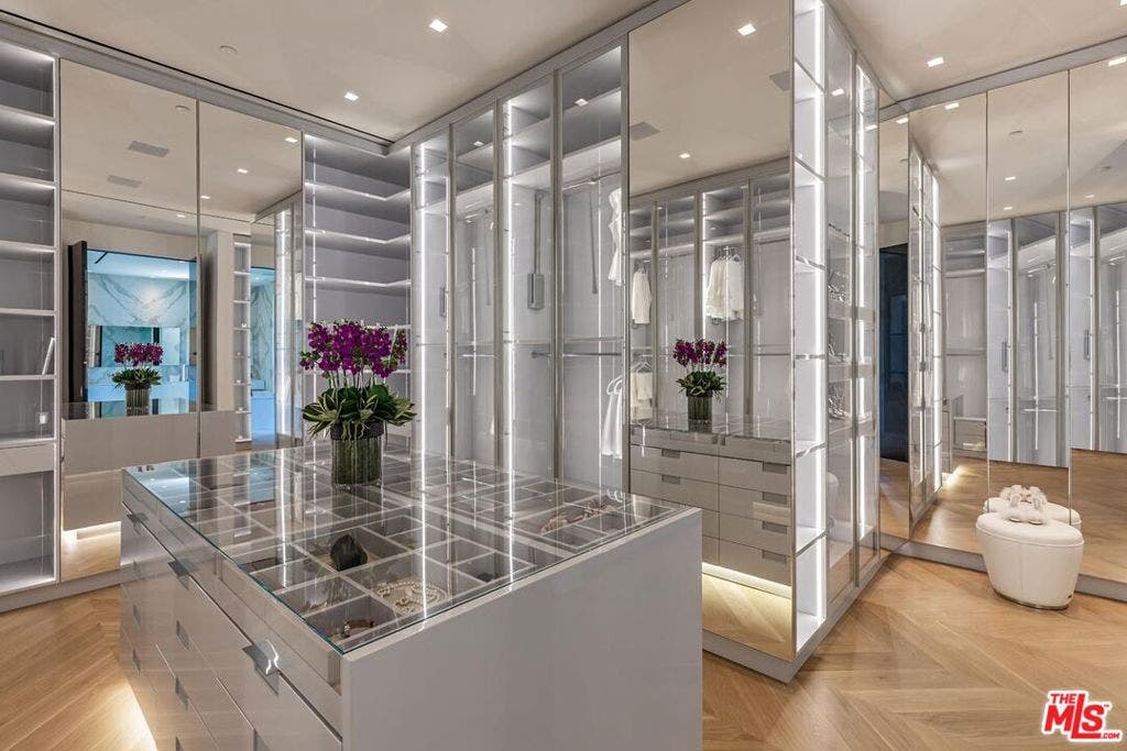 10701 Bellagio Road, Los Angeles, CA 90077
