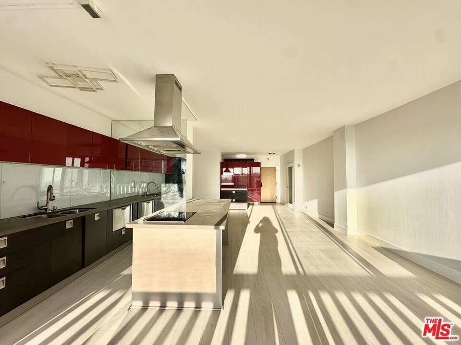 Property photo for 999 DOHENY Drive, #706, West Hollywood, CA