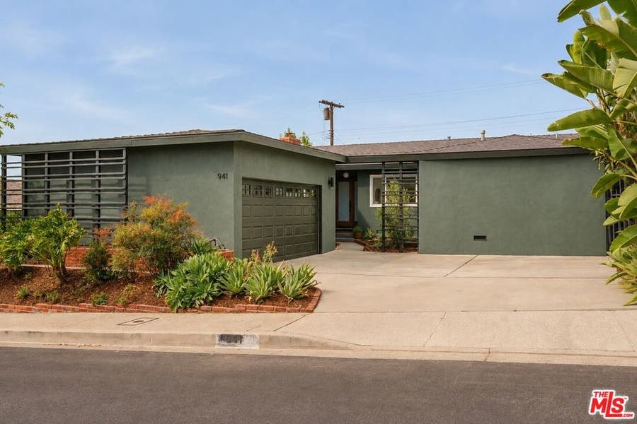 Property photo for 941 Fortune Way, Los Angeles, CA