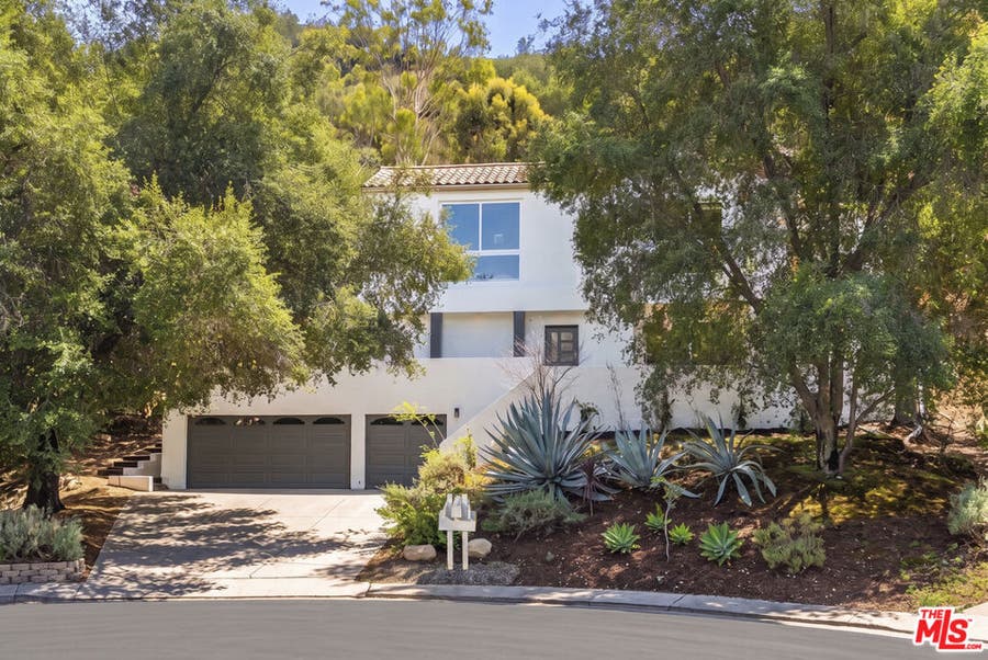 Property photo for 11 Bridle Lane, Bell Canyon, CA