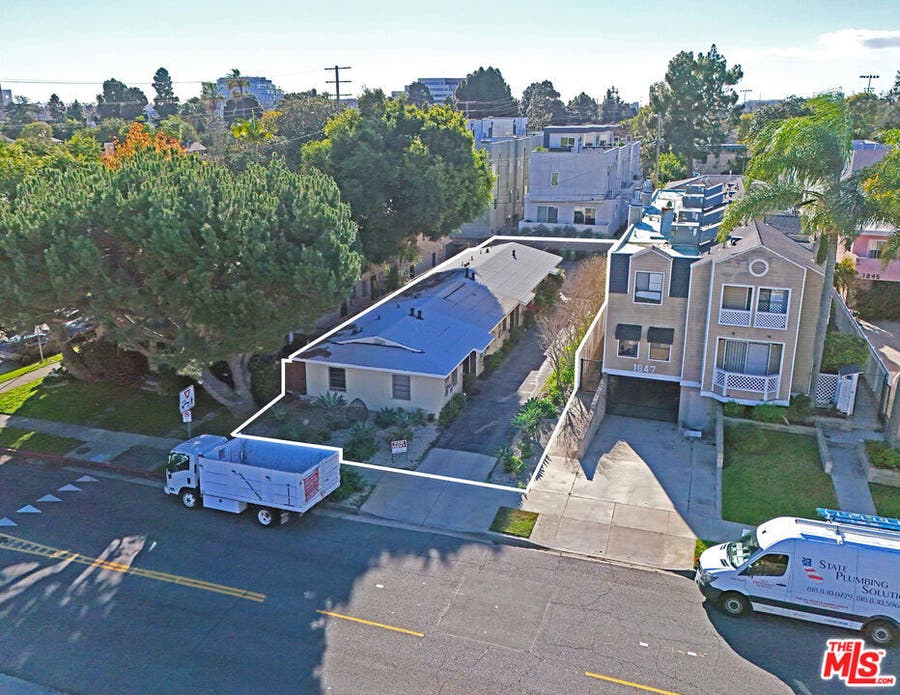 Property photo for 1851 S Barrington Avenue, Los Angeles, CA