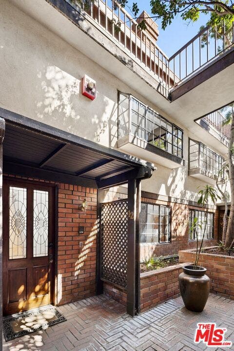 202 San Vicente Boulevard, #12, Santa Monica, CA 90402 202 San Vicente Boulevard, #12, Santa Monica, CA 90402