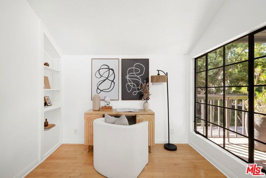 202 San Vicente Boulevard, #12, Santa Monica, CA 90402 202 San Vicente Boulevard, #12, Santa Monica, CA 90402
