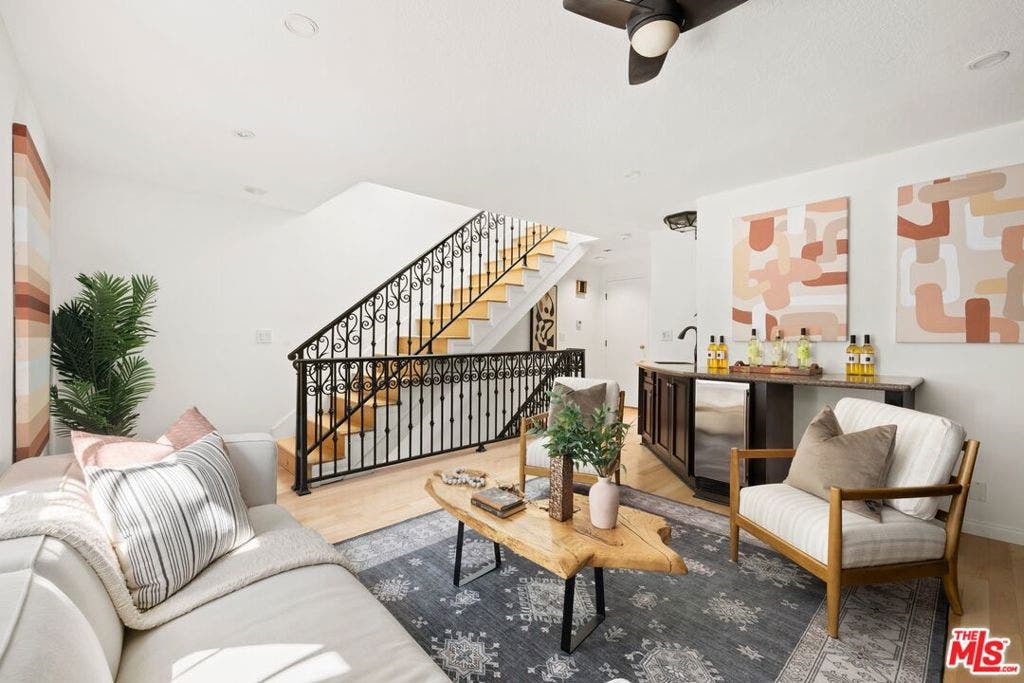 202 San Vicente Boulevard, #12, Santa Monica, CA 90402 202 San Vicente Boulevard, #12, Santa Monica, CA 90402