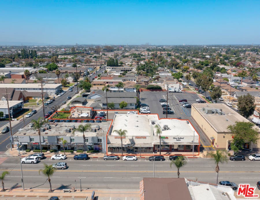 Property photo for 17047 Bellflower Boulevard, Bellflower, CA