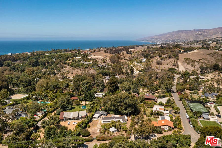 Property photo for 6225 Bonsall Drive, Malibu, CA