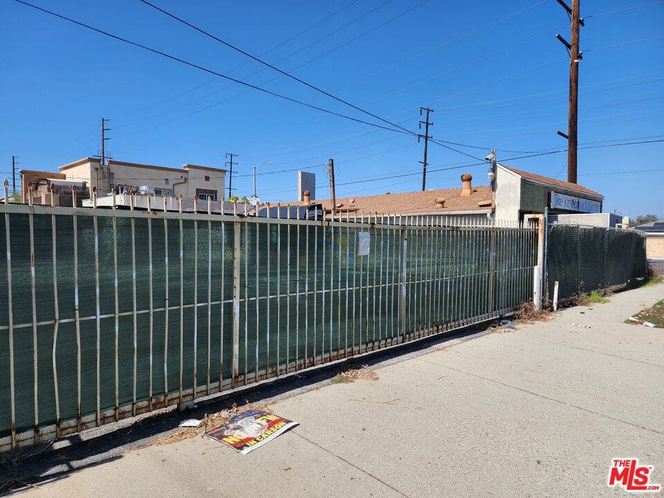 454 E Sepulveda Boulevard, Carson, CA 90745 454 E Sepulveda Boulevard, Carson, CA 90745