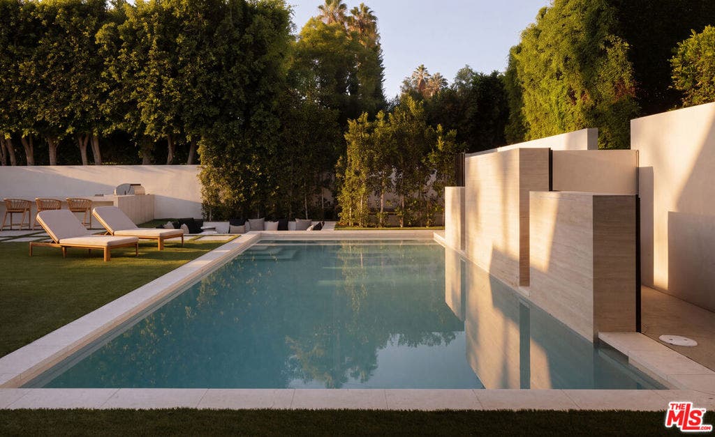 716 N Bedford Drive, Beverly Hills, CA 90210