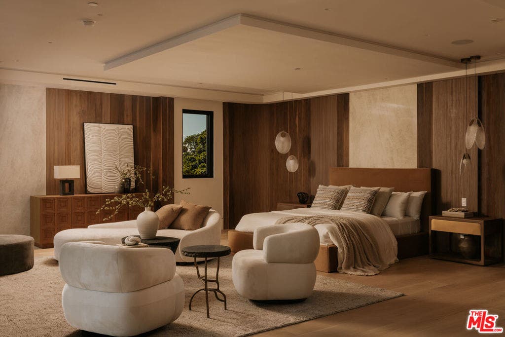 716 N Bedford Drive, Beverly Hills, CA 90210