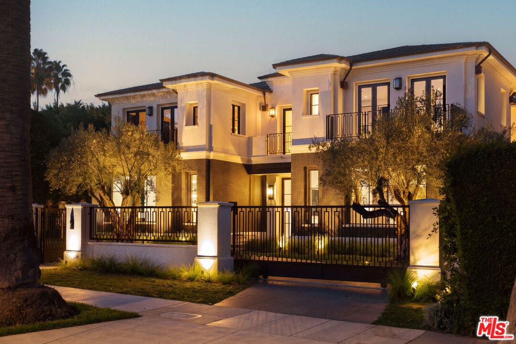 716 N Bedford Drive, Beverly Hills, CA 90210