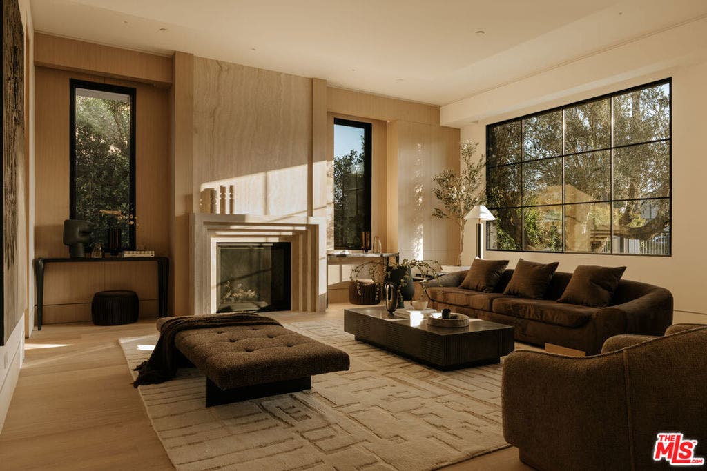716 N Bedford Drive, Beverly Hills, CA 90210