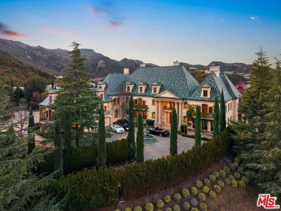 900 W Stafford Road, Thousand Oaks, CA 91361