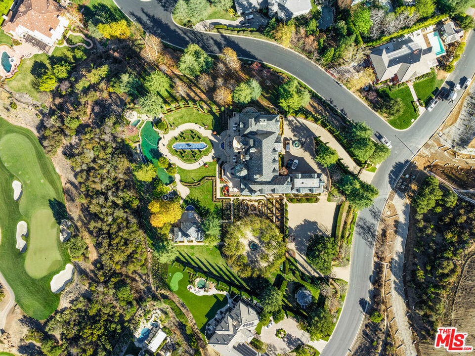 900 W Stafford Road, Thousand Oaks, CA 91361