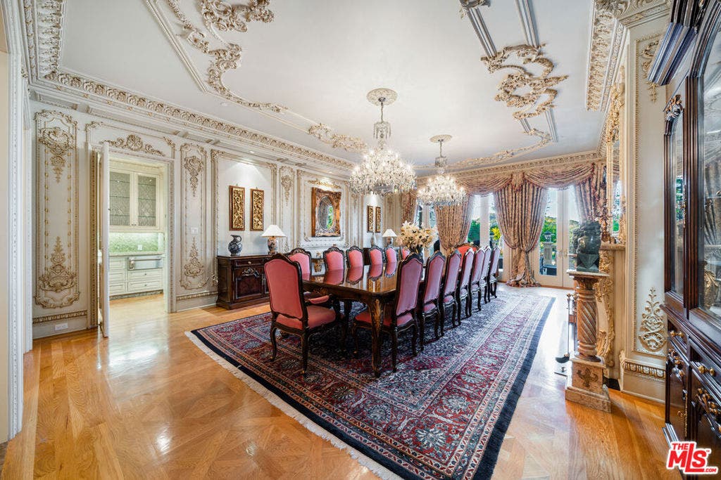 900 W Stafford Road, Thousand Oaks, CA 91361