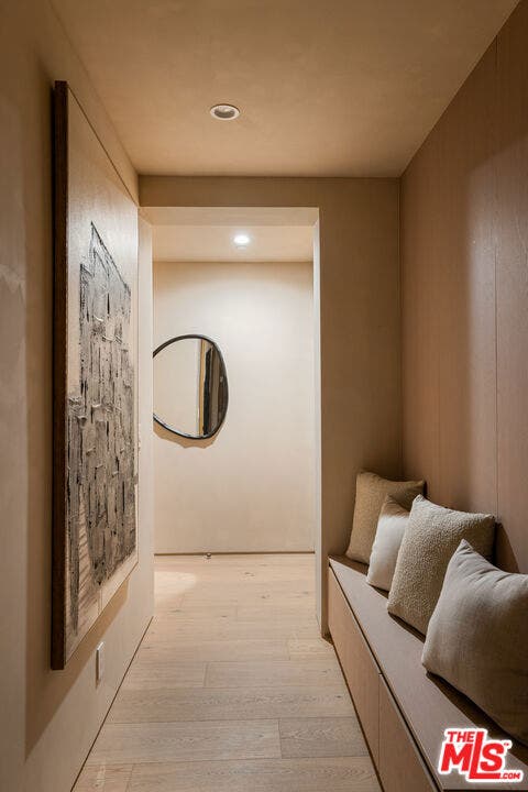 2267 Betty Lane, Beverly Hills, CA 90210