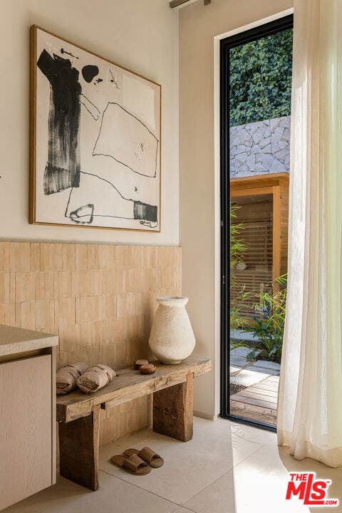 2267 Betty Lane, Beverly Hills, CA 90210