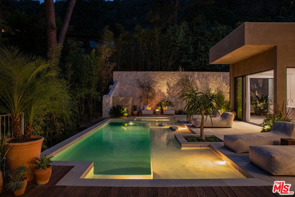 2267 Betty Lane, Beverly Hills, CA 90210