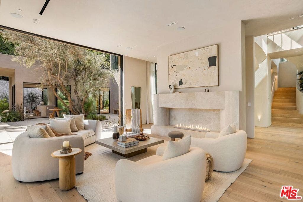 2267 Betty Lane, Beverly Hills, CA 90210
