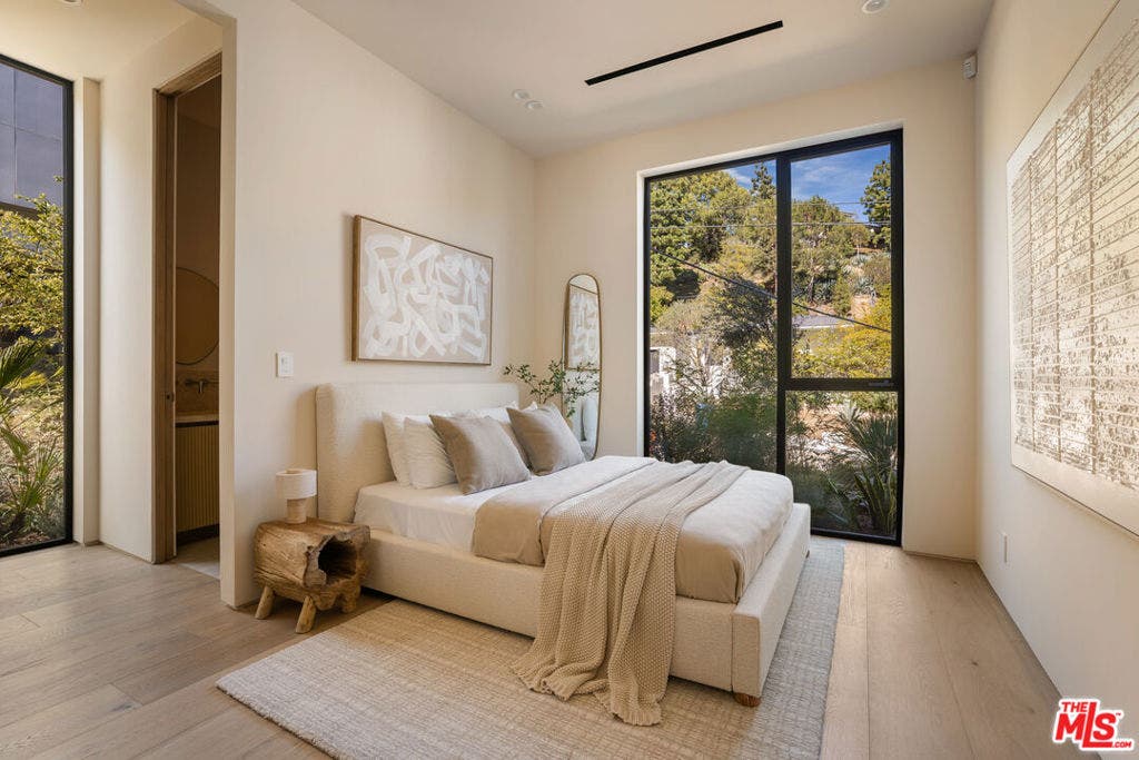 2267 Betty Lane, Beverly Hills, CA 90210