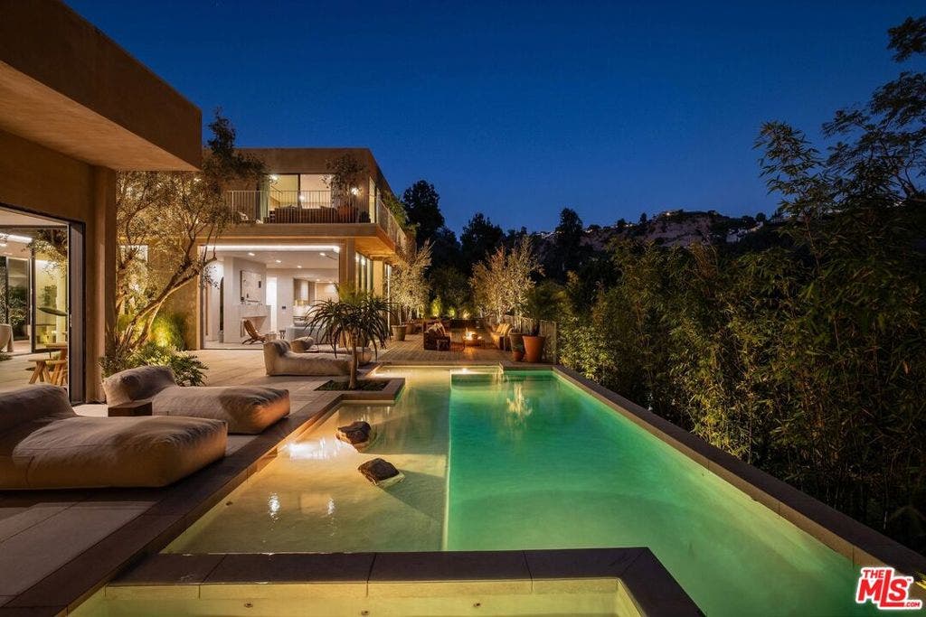 2267 Betty Lane, Beverly Hills, CA 90210