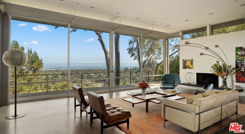 901 Kenter Way, Los Angeles, CA 90049 901 Kenter Way, Los Angeles, CA 90049