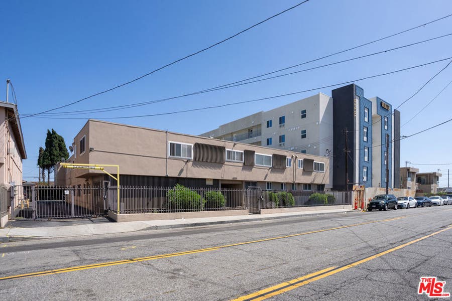 Property photo for 10130 S Inglewood Avenue, Inglewood, CA