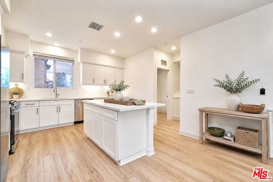 Property photo for 11737 Florence Avenue, #6, Santa Fe Springs, CA