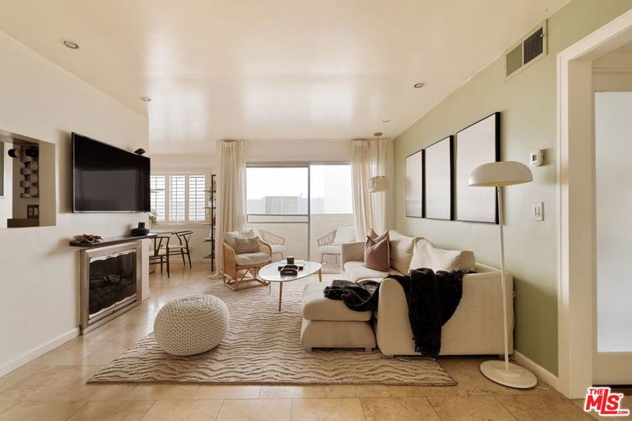 Property photo for 1021 N Crescent Heights Boulevard, #207, Los Angeles, CA
